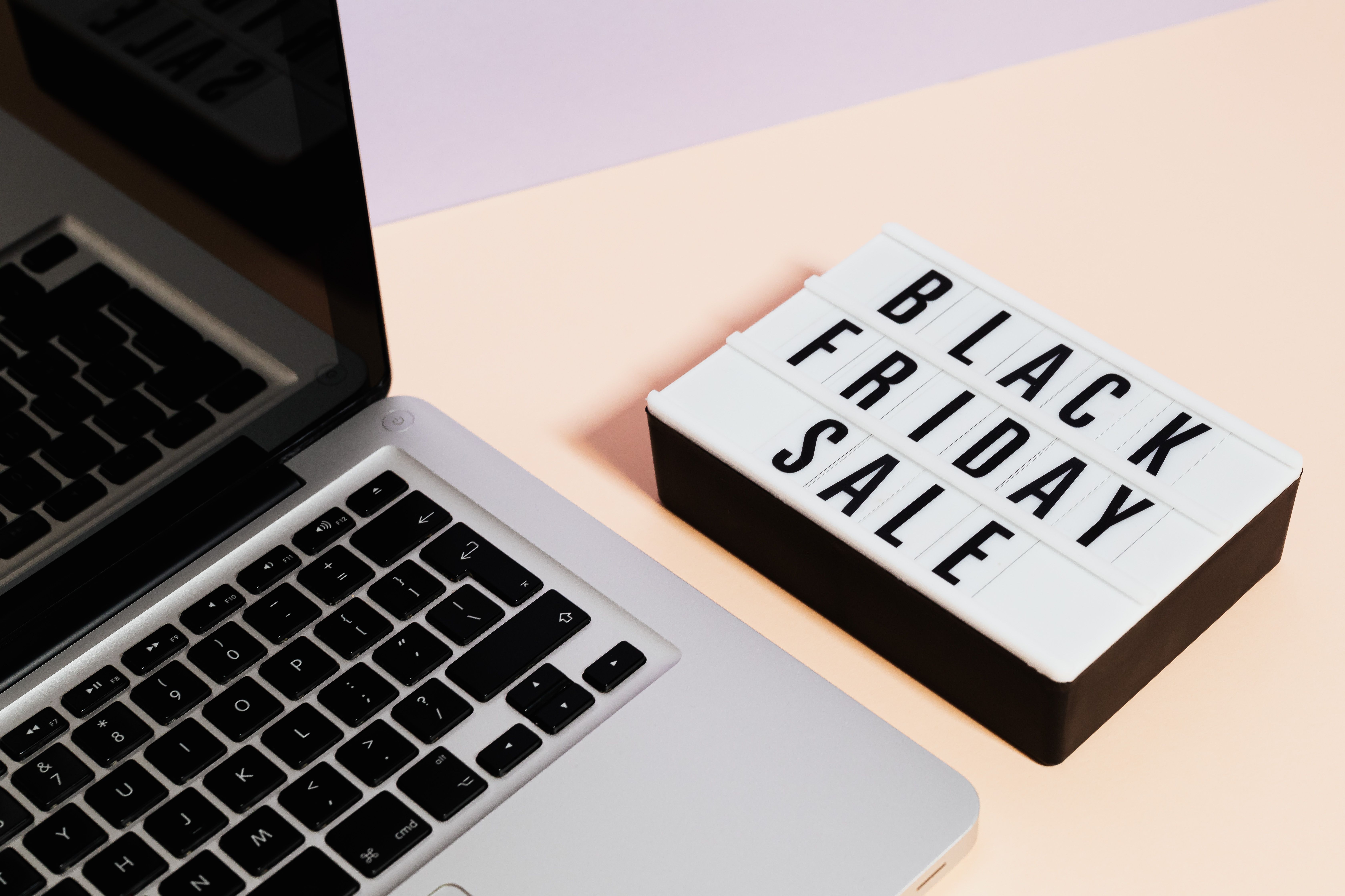 Seasonal sales countdown best practices for Black Friday, Cyber Monday and holidays