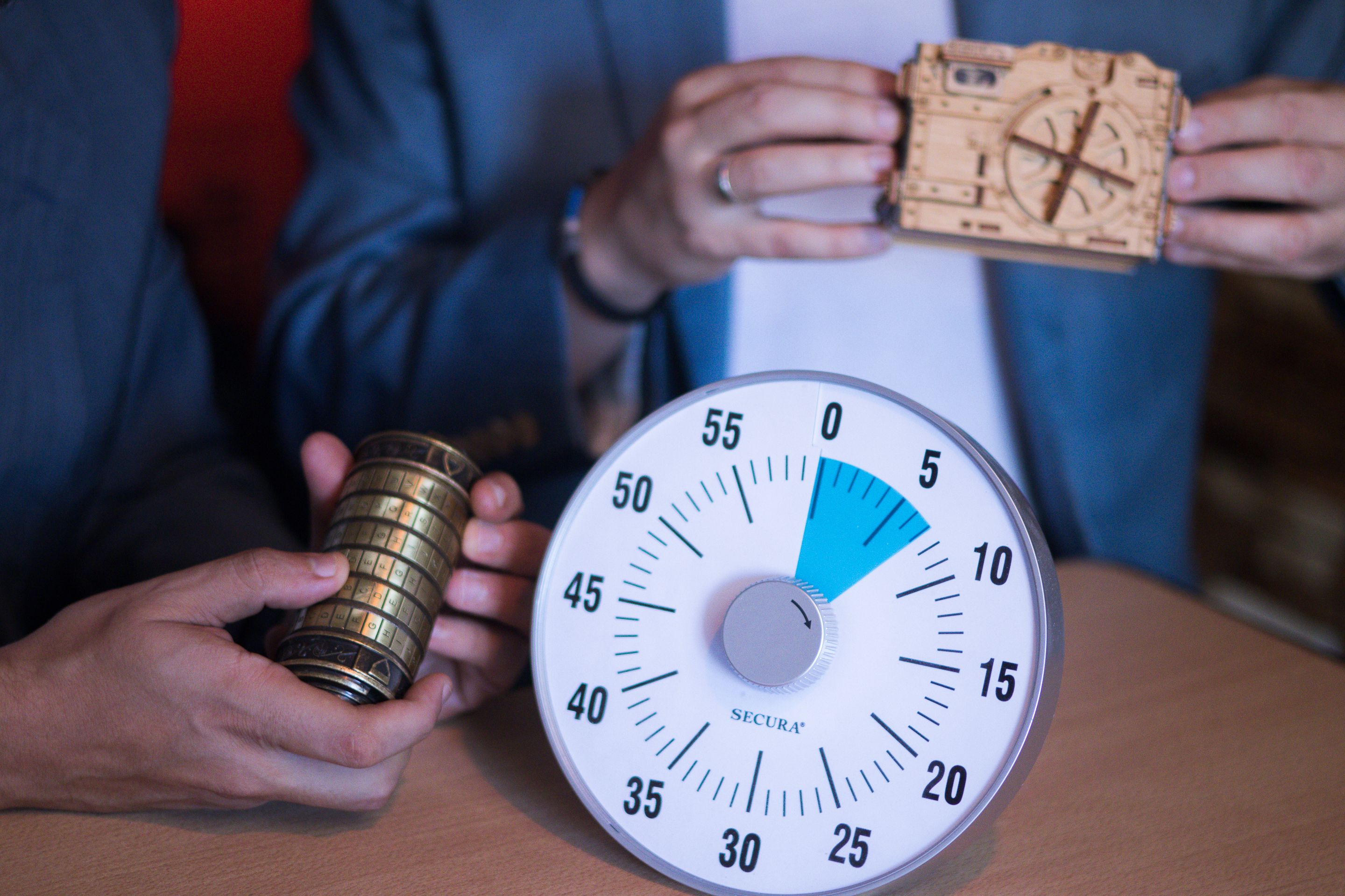 Shopify countdown apps compared: features, pricing and tips